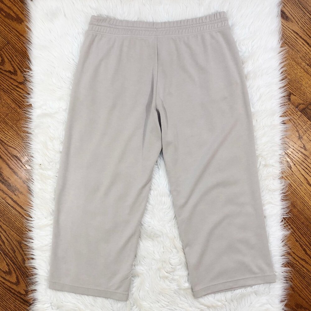 EUC ATHLETA Seasoft Mid-Rise Straight Crop Pant 982929 in Abalone Ivory Grey XL - Picture 7 of 15